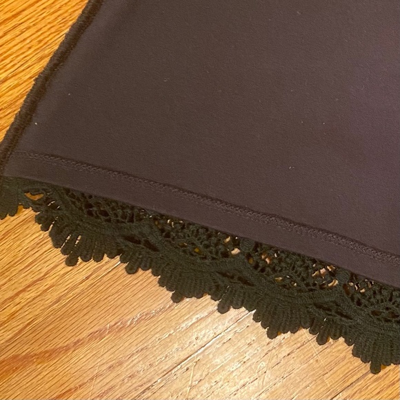 NWT Tart Collections Lace Mini Skirt - Picture 4 of 6